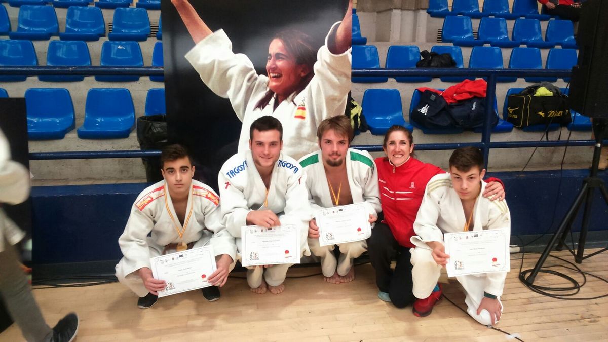 9 MEDALLAS para los Navarros en la Copa de Espa&ntilde;a de Judo Infantil y Cadete de Alicante, 11 y 12 de Febrero de 2017.